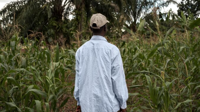 farmer-wearing-hat_